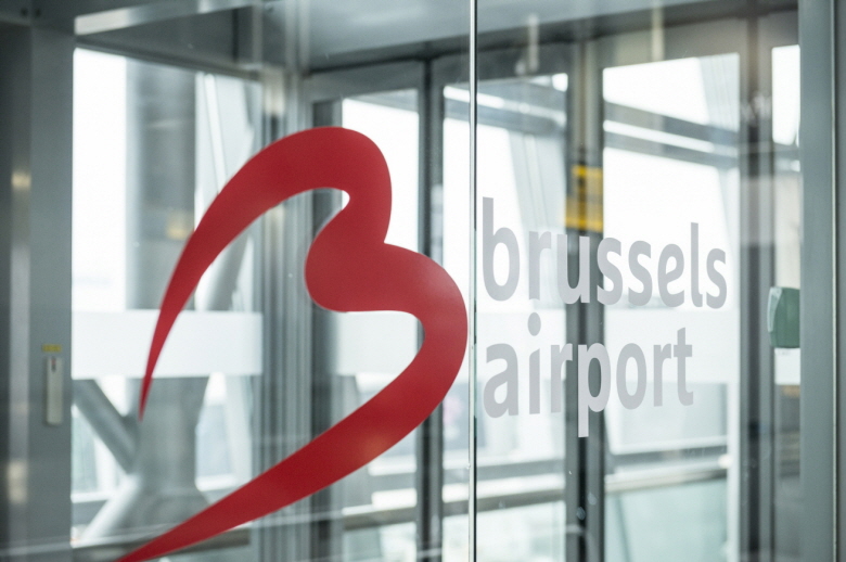 1 브뤼셀 공항 로고.jpg